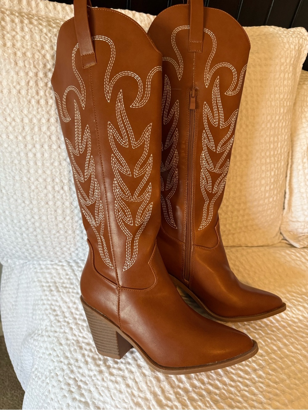 Western-Style Tall Women's Boots in Cognac Brown